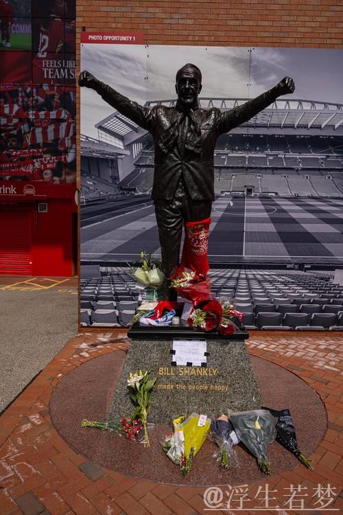 体坛众星悼念若塔：C罗动情表白“难以置信，会想你”，詹皇致敬“永不独行”