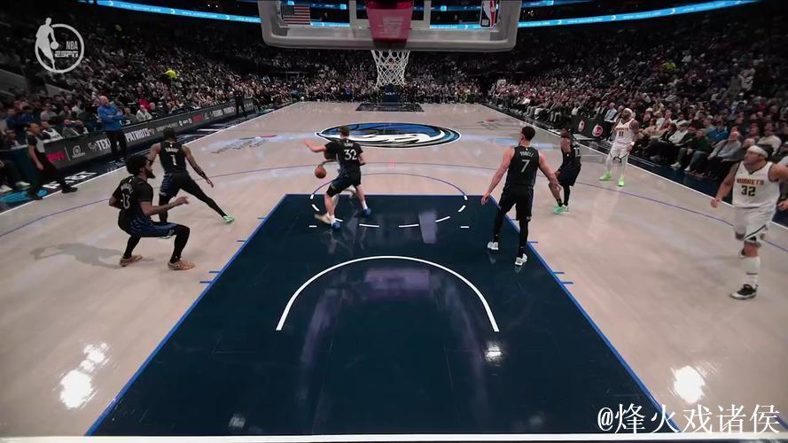 穆雷33+5力压群雄 弗拉格6分伤退 掘金三连胜克独行侠 穆雷33+5力压群雄 弗拉格6分伤退 掘金三连胜克独行侠